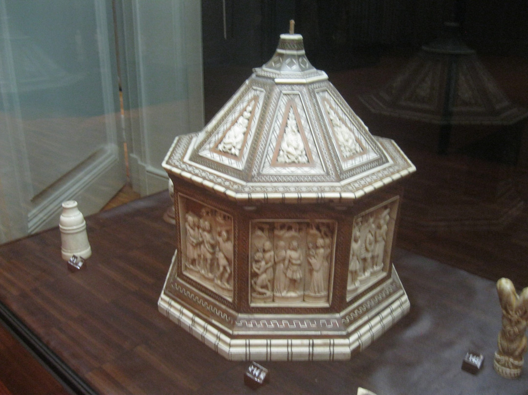 Musée des Ivoires景点图片