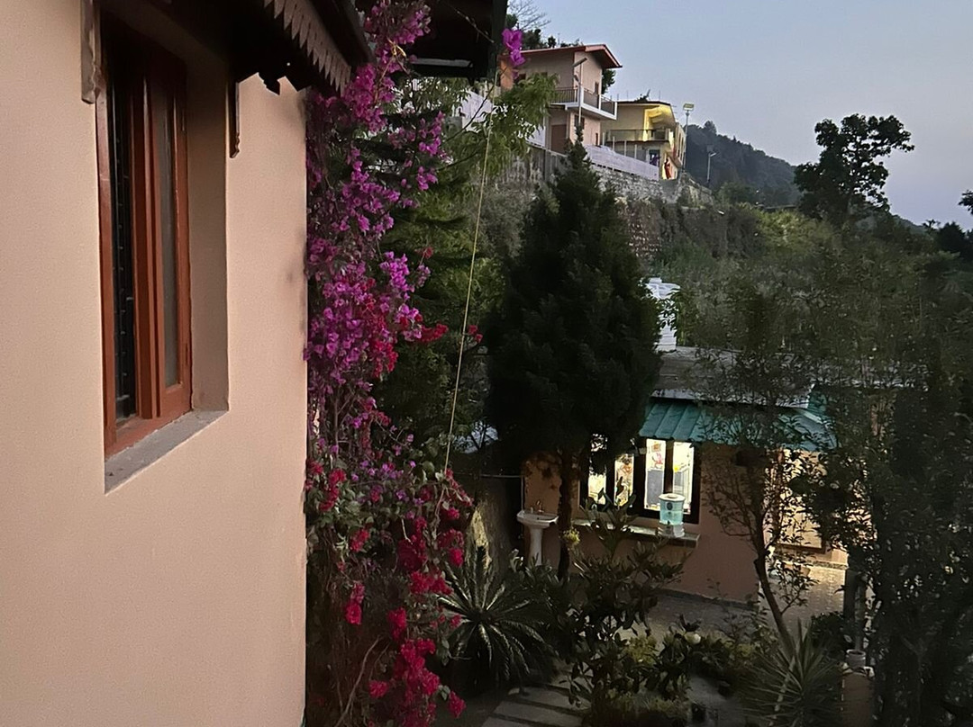 Firdaus Naukuchiatal主图