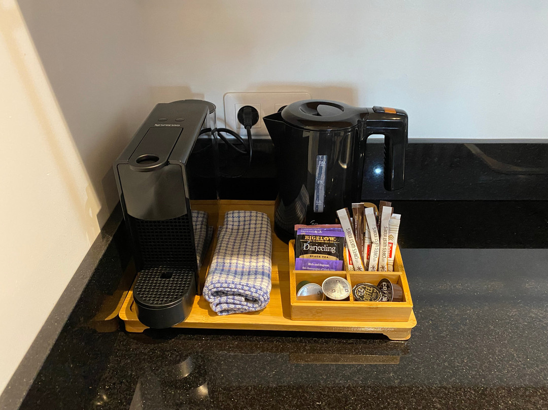 Orient Beach Hotel主图