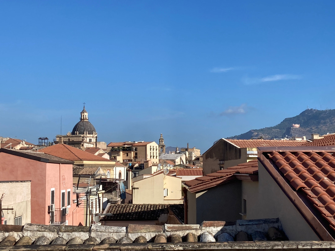 La via delle biciclette主图