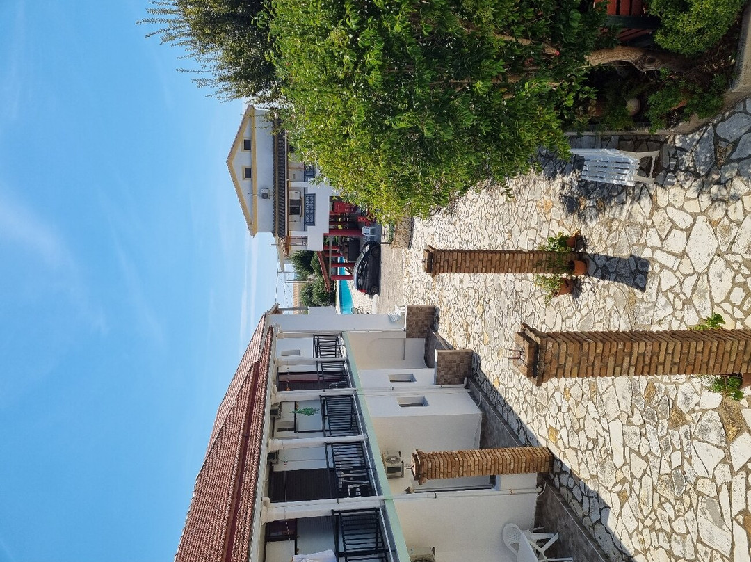 Alexander Beach Hotel主图