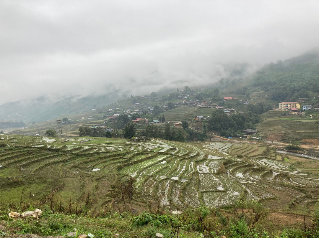 Comlam Sapa Trekking & motorbike Tours景点图片