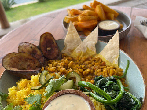 Suana餐馆和美食-The Chill Penida