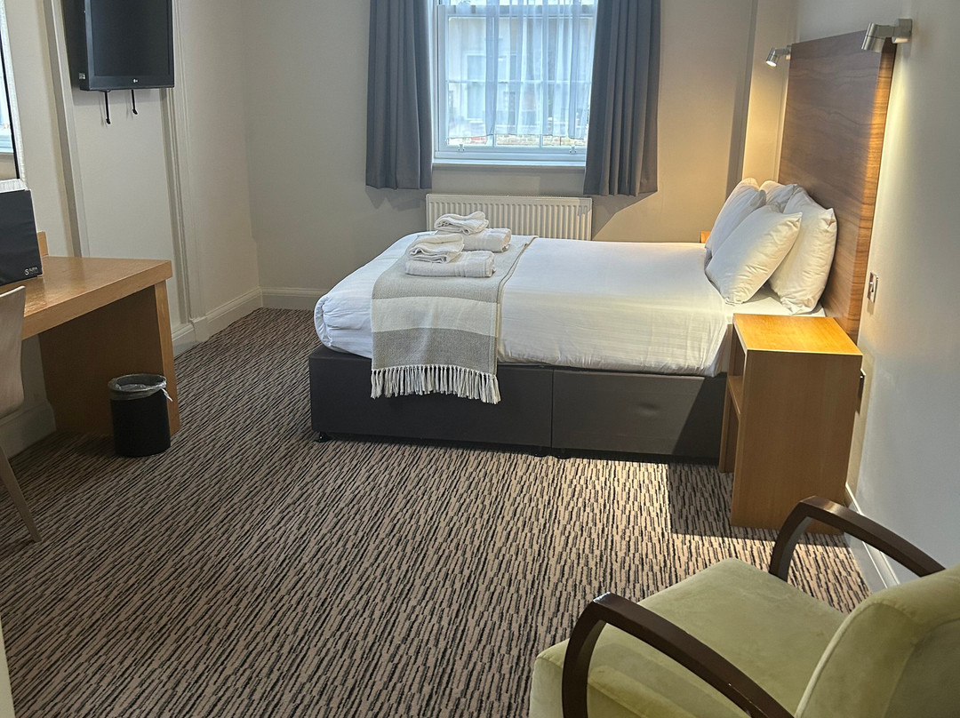 The Kingscliff Hotel主图