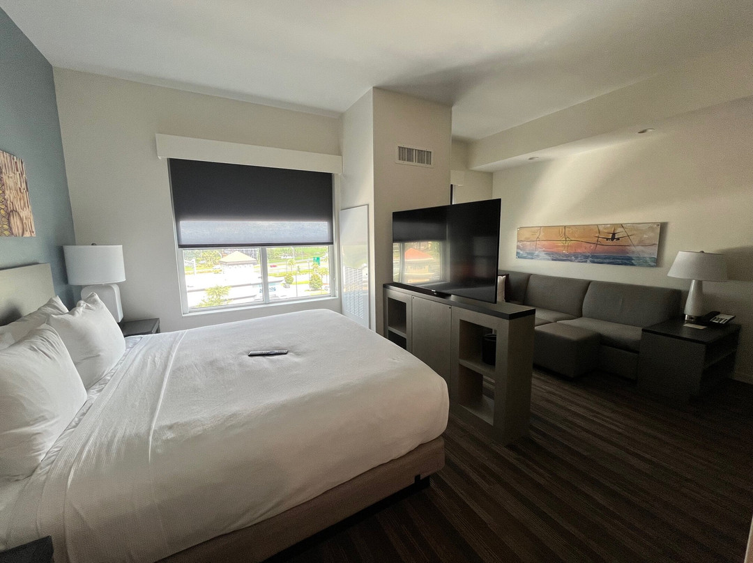 Hyatt House Orlando Airport主图