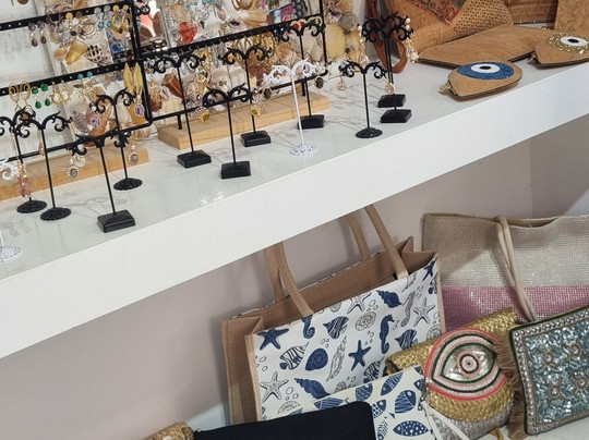 EVA'S Gifts-帕罗奇亚必去景点