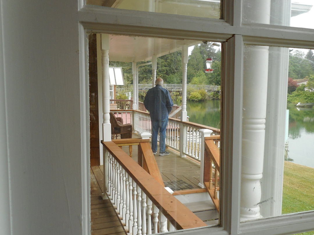 Twin Gables Inn主图