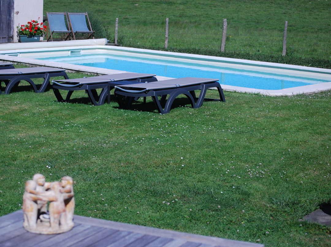 Chambres d'Hotes La Grange de Bronzeau主图