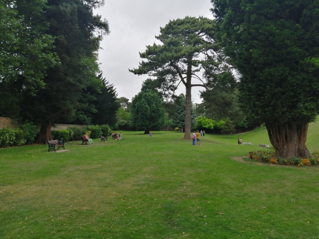 Wallingford Castle Gardens & Meadows-沃灵福德必去景点
