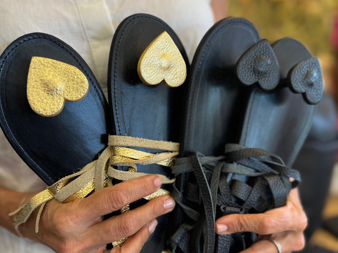 The Collective-罗斯霍尔必去景点