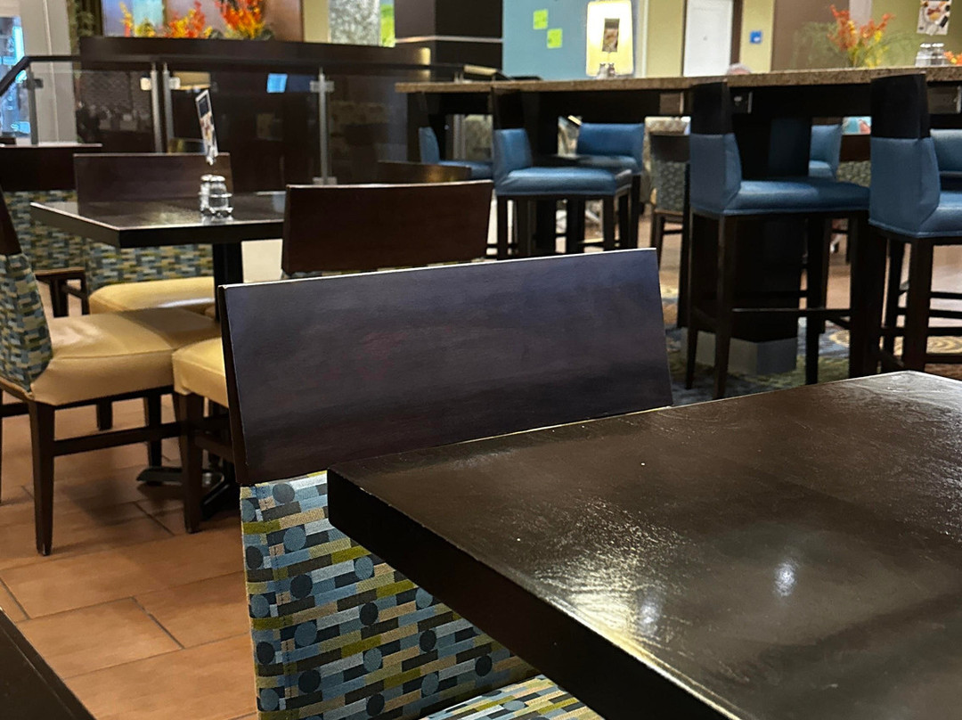 Holiday Inn Express & Suites Pittsburgh Sw - Southpointe By IHG主图