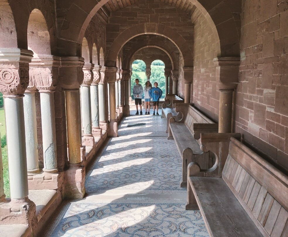 St Catherine's Church景点图片