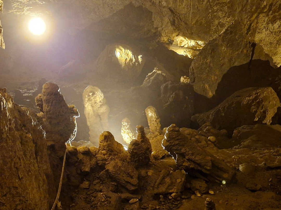 Grotte di Val de' Varri景点图片
