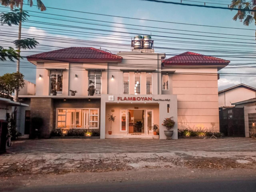 Hotel Flamboyan主图