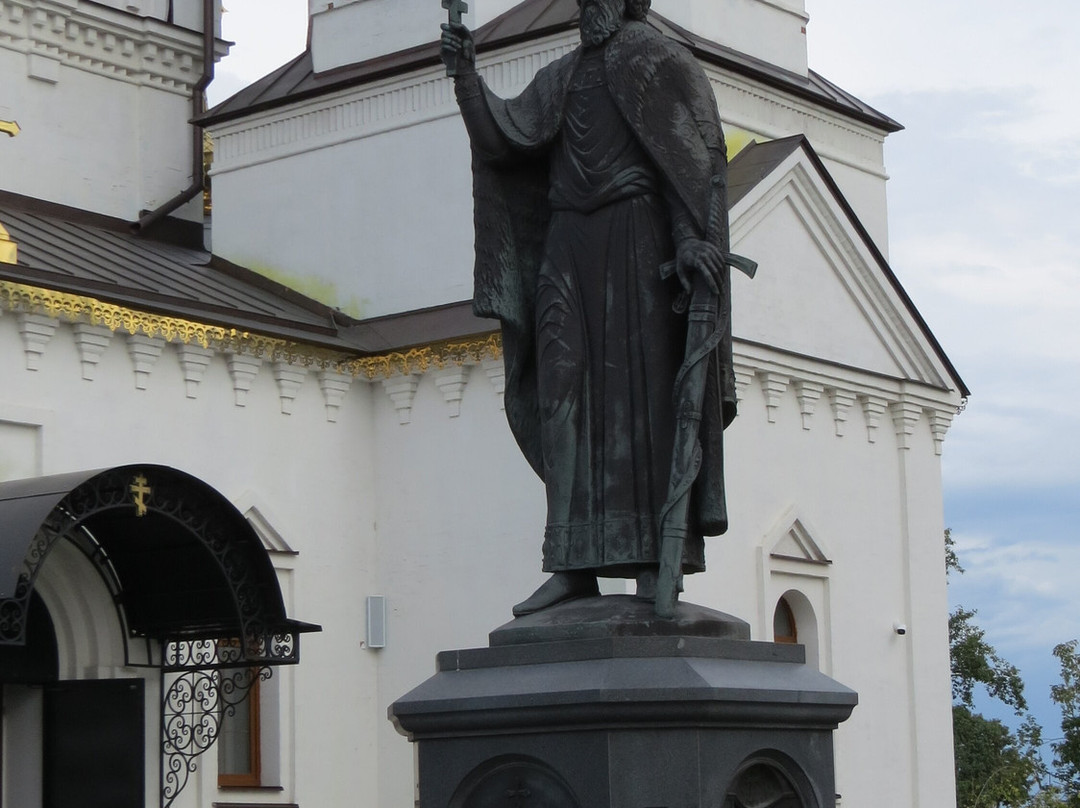 Monument to St. Vladimir景点图片