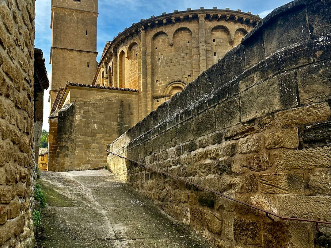 Church of San Martín de Tours in Uncastillo-Uncastillo必去景点