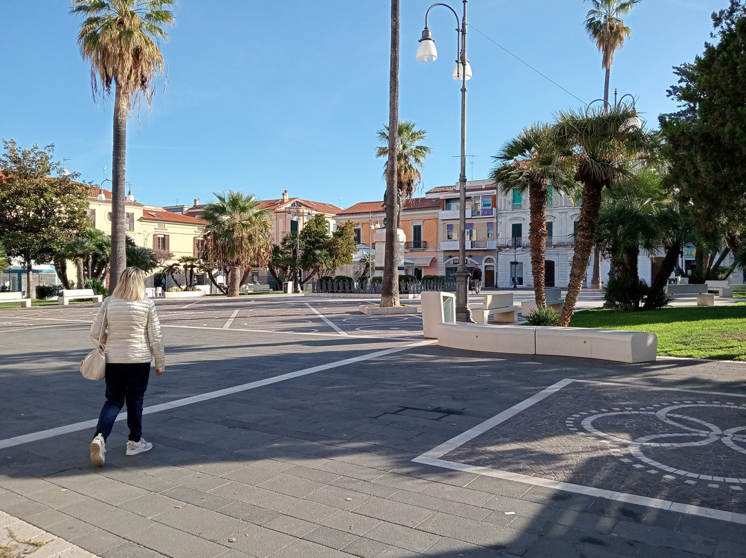 Piazza Vittorio Veneto-Termoli必去景点
