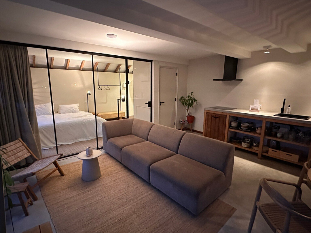 Van Heeckeren Apartments & Suites Buren
