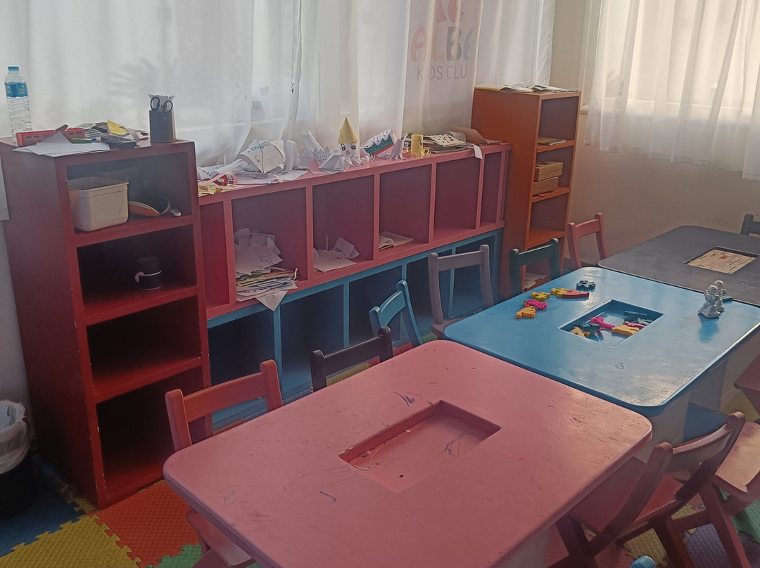 火奴鲁鲁现代酒店主图