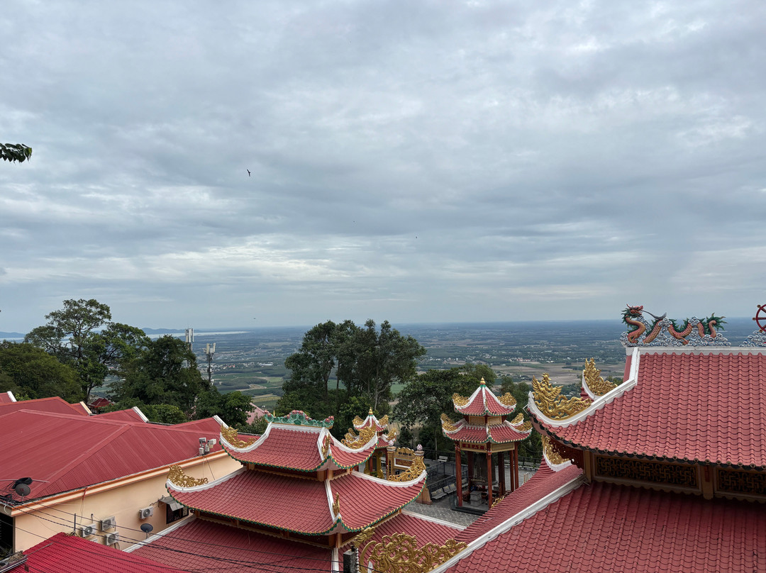 Hang Pagoda景点图片