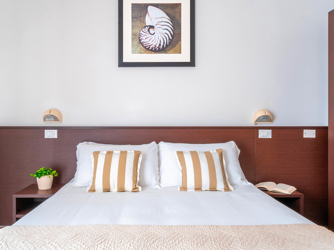 Hotel Carmen主图