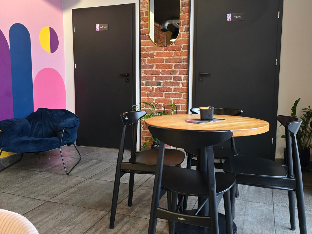 Schwarzer Kaffee Café Konditorei 2.0