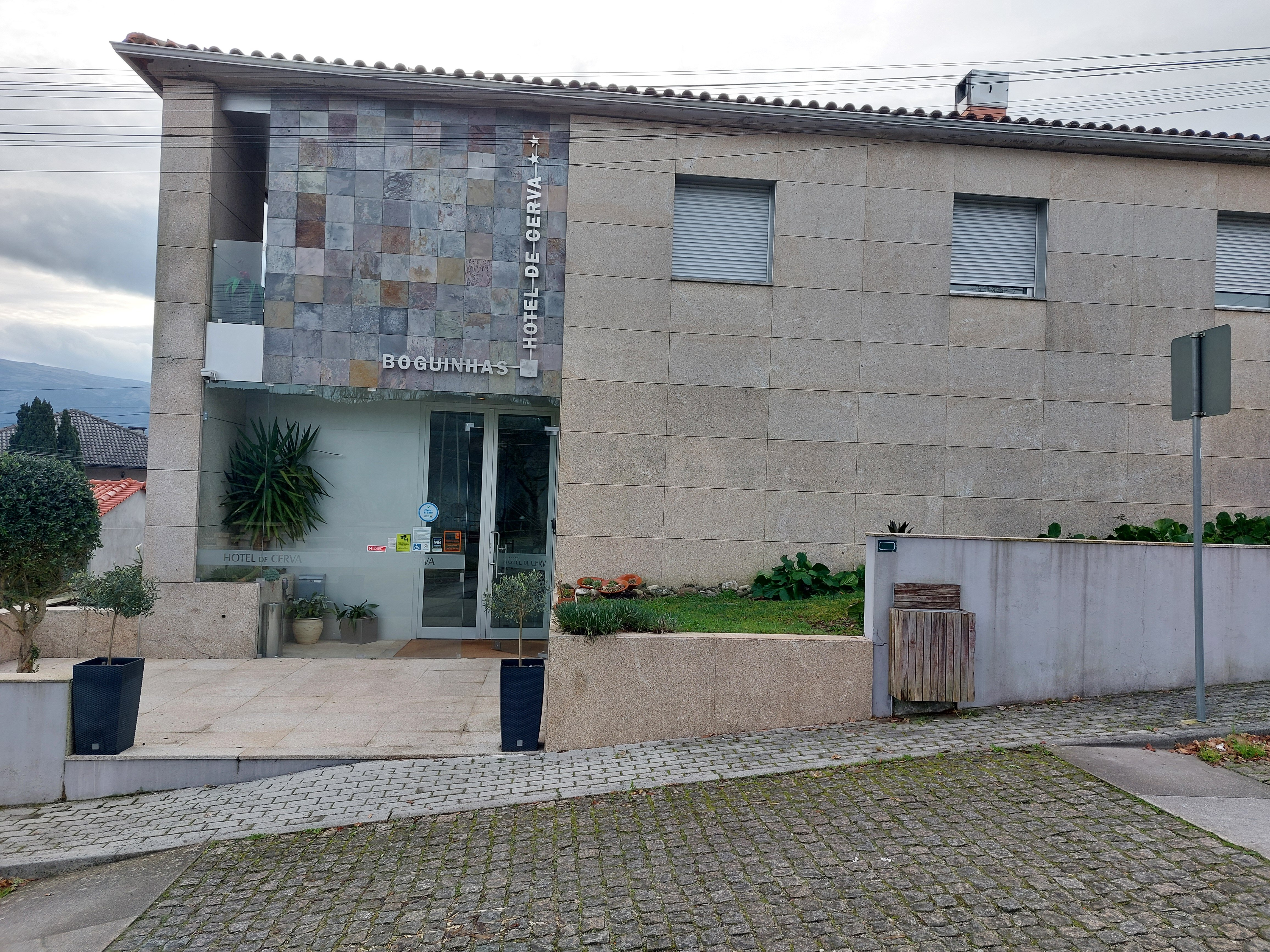 Hotel de Cerva-官方