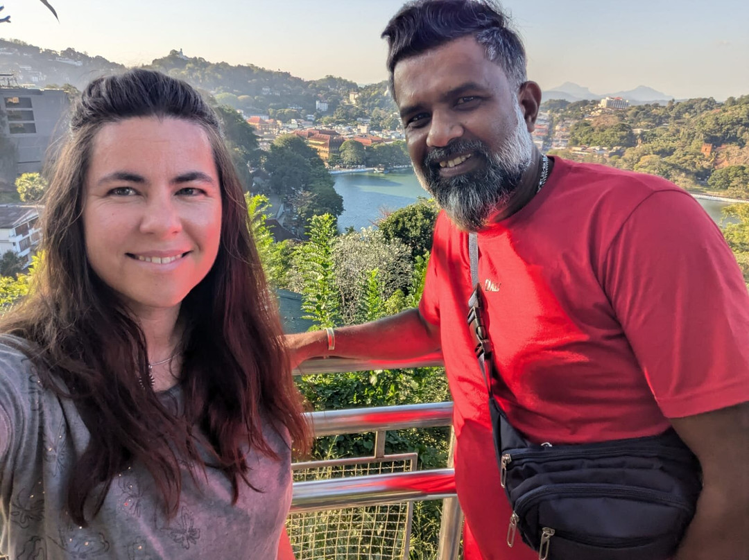 Tours by Harsha Travel in Sri Lanka-康提必去景点