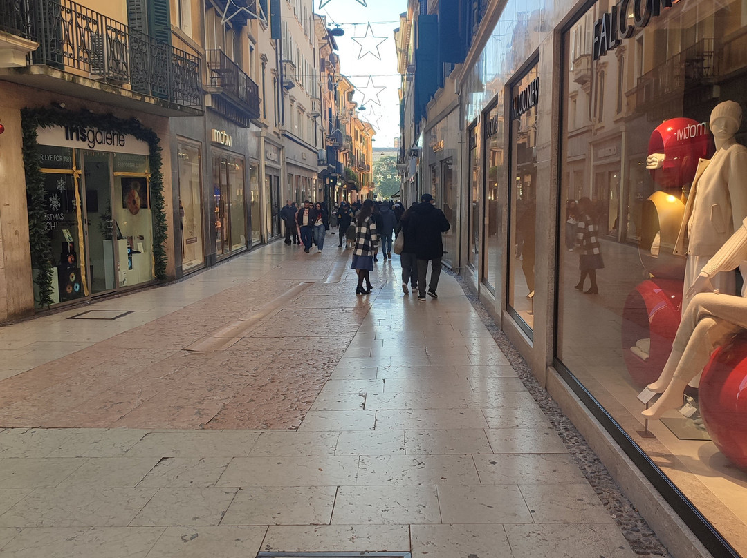 Via Giuseppe Mazzini-维罗纳必去景点
