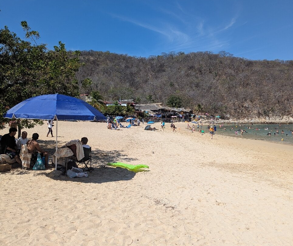 Playa La Entrega景点图片