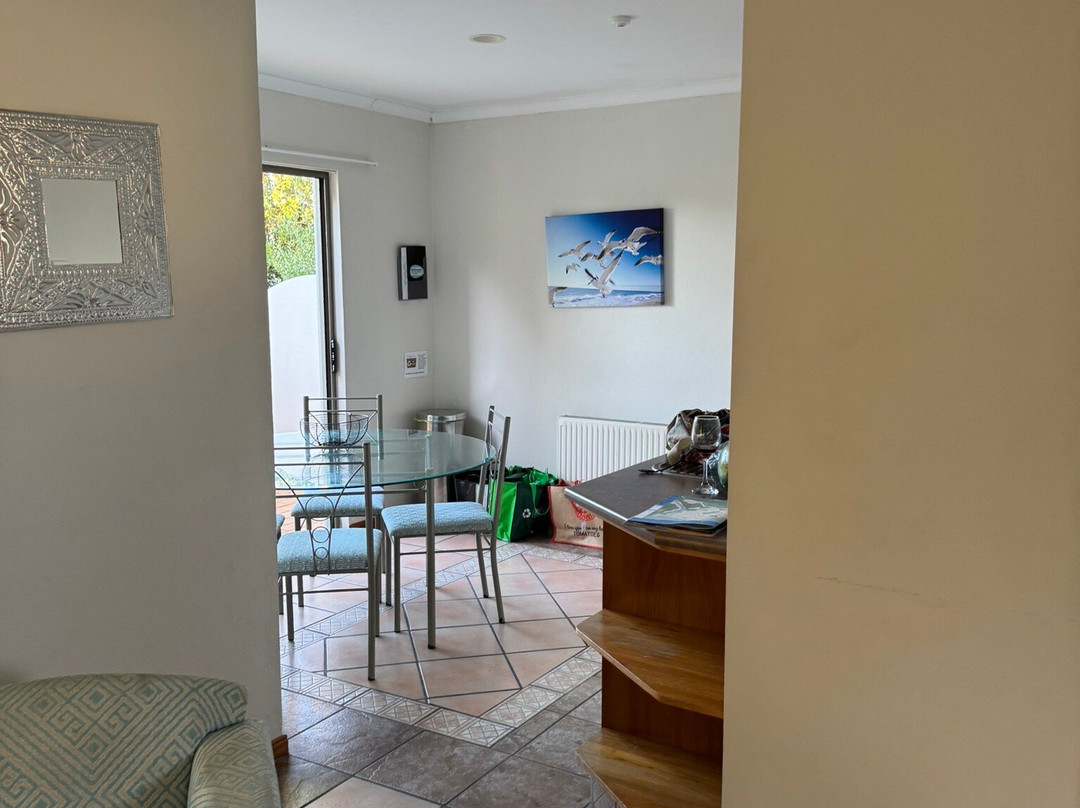 Breakers Motel主图