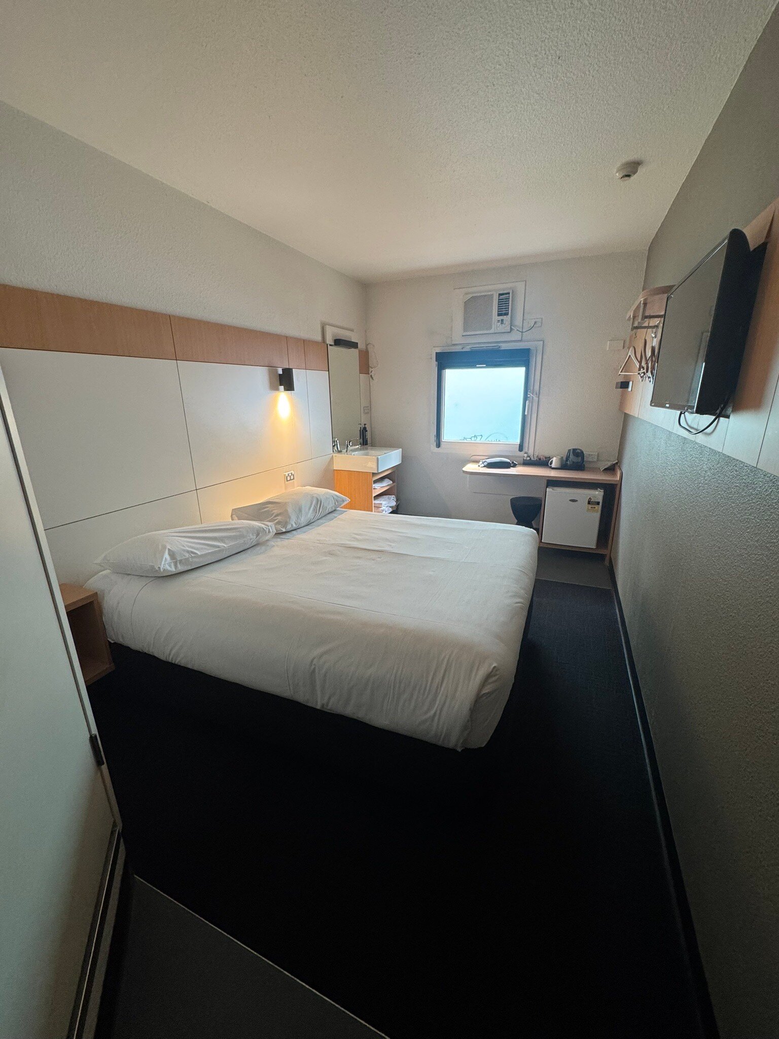 埃菲尔德一级方程式汽车旅馆-官方