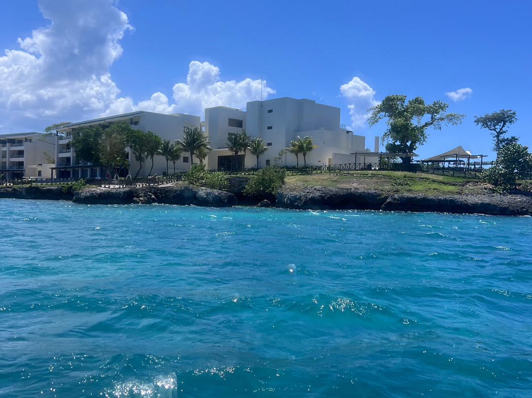 Captain Jace Allen Glass Bottom Boat Tours Negril-内格里尔必去景点