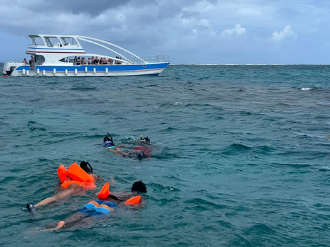 SeaPro Water Sports-普拉塔港必去景点