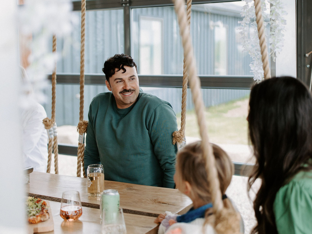 Shale Ridge Estate Winery, Cidery, & Nordic Spa-Thedford必去景点