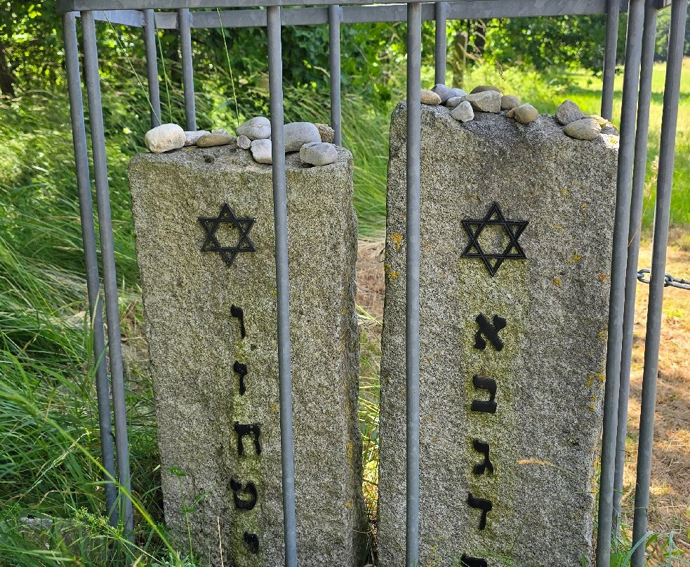 Europäische Holocaustgedenkstätte-莱希河畔兰茨贝格必去景点