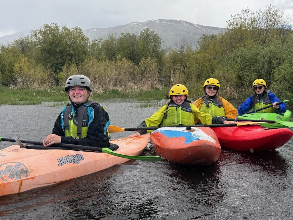 Mountain Sports Kayak School-斯廷博特斯普林斯必去景点