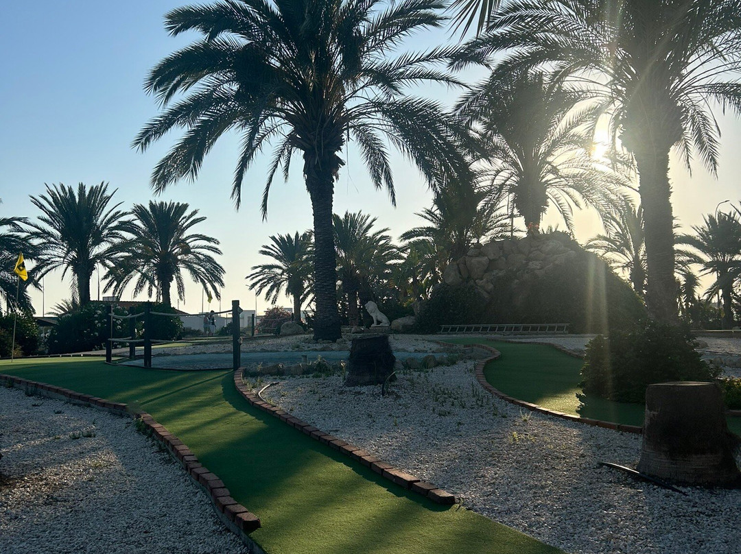 Island Cove Adventure Mini Golf-Geroskipou必去景点