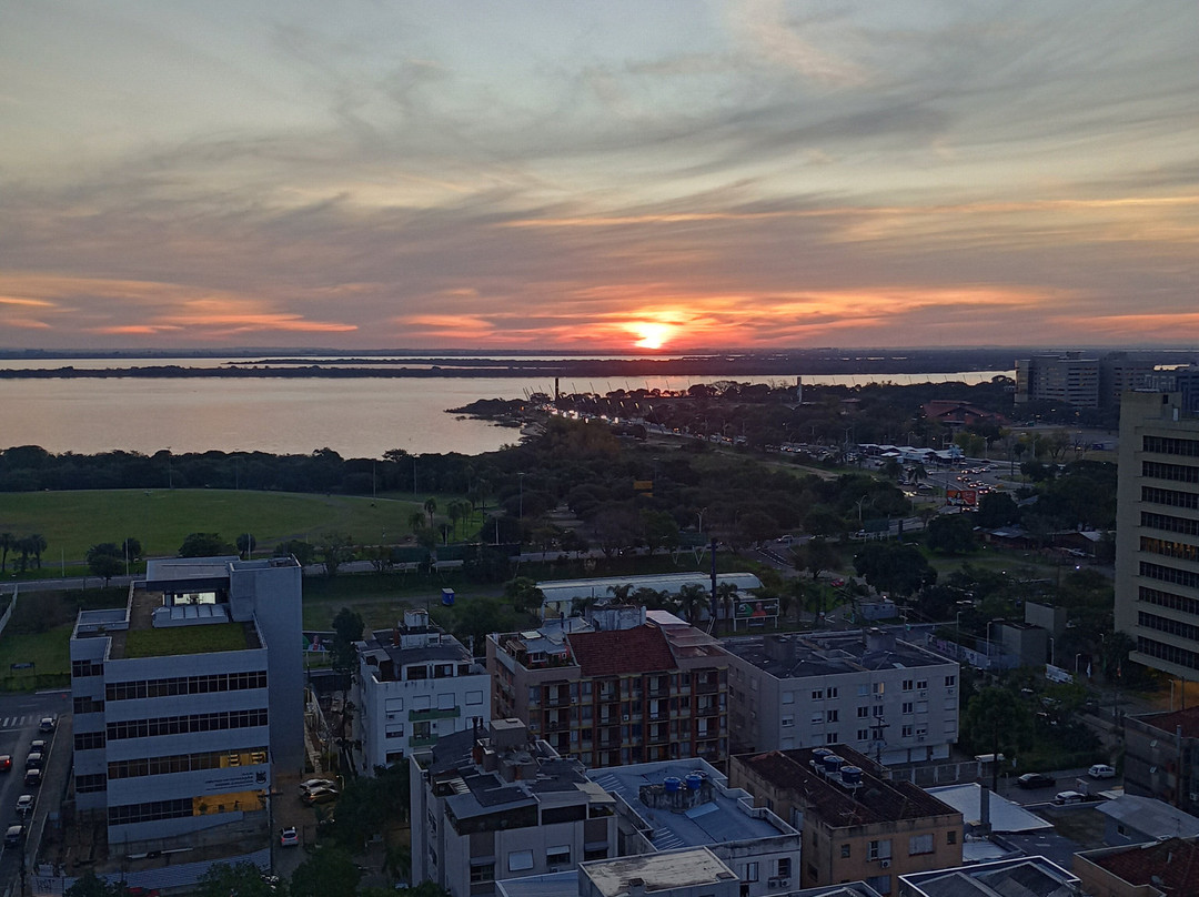 Intercity Praia De Belas主图