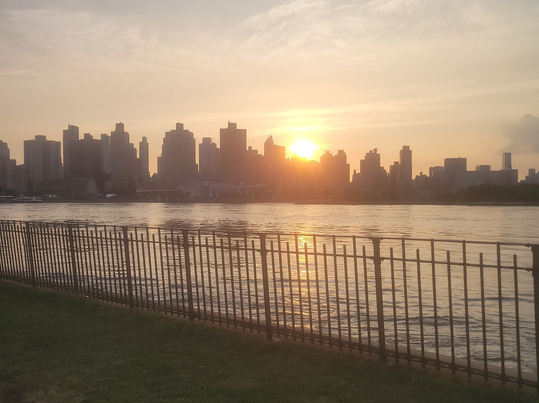 Whitey Ford Field-阿斯托里亚必去景点