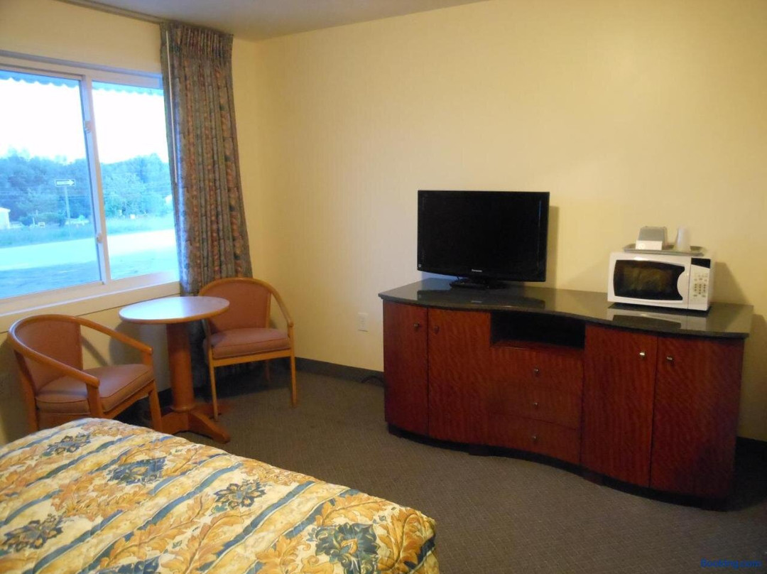 Charlestown酒店住宿-Krystal Penguin Inn