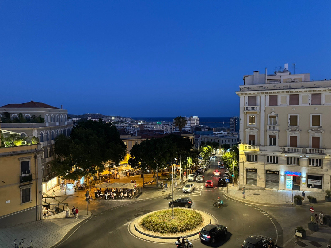 Palazzo Doglio主图