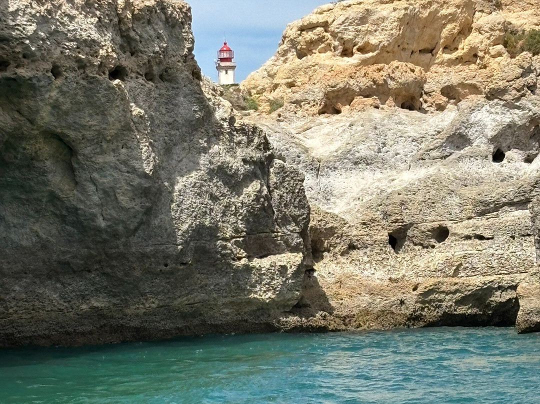 Santa Eulália Watersports & Benagil-阿尔布赞拉必去景点