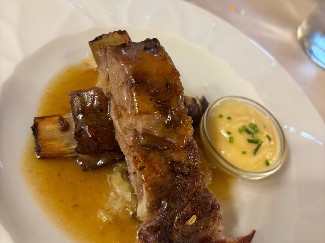 Pineta Pastry Hotel主图