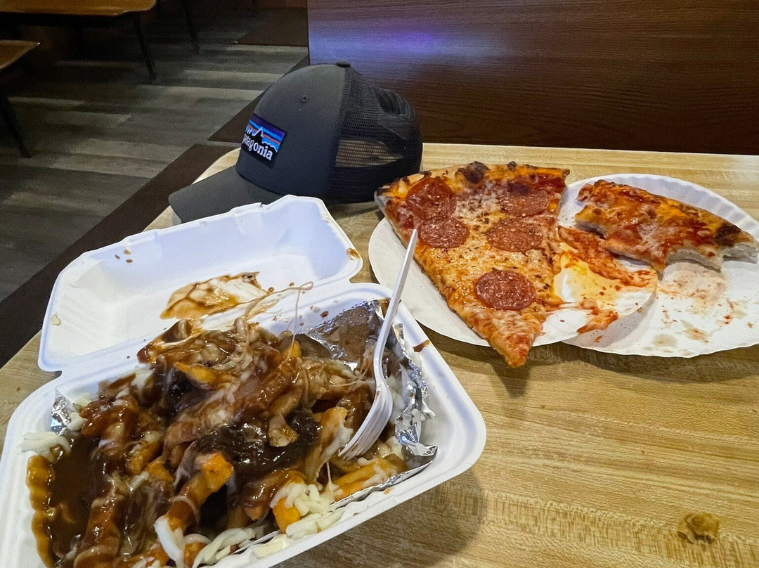 Owl's Nest Pizza Parlor