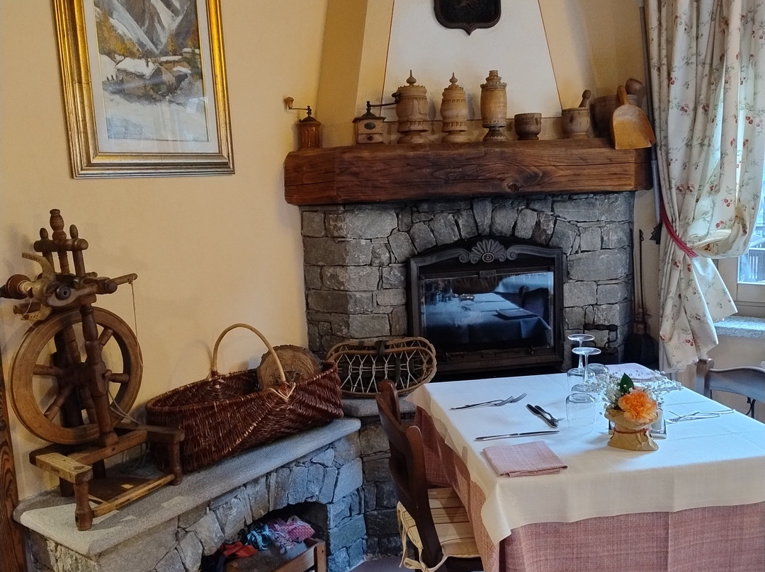 德斯洛斯酒店主图