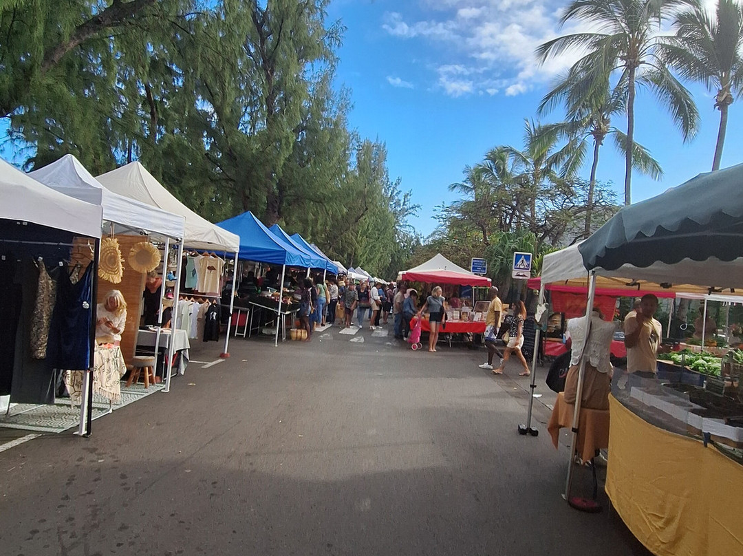 Marché de Saint-Leu-圣亮必去景点
