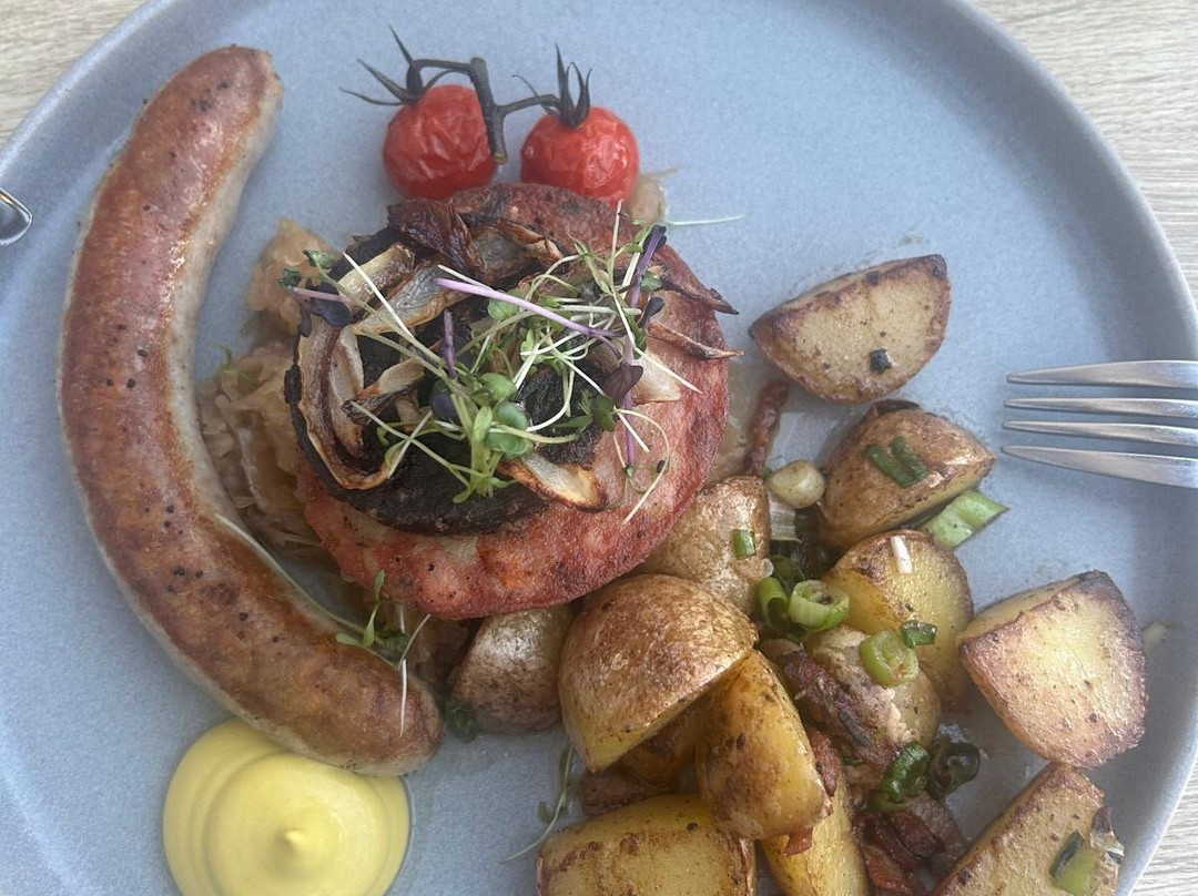 BASTENHAUS Hotel und Restaurant主图