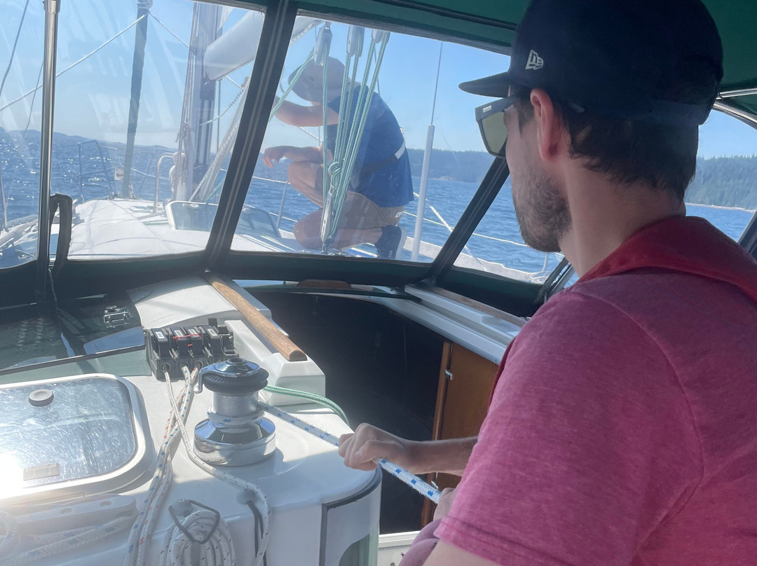 Calma Sailing - Adventures & Sailing School in Desolation Sound-Cortes Island必去景点