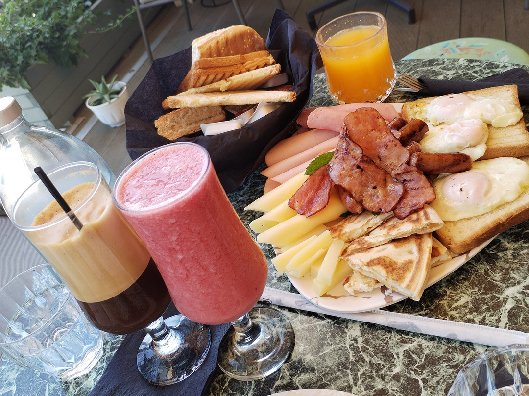 Cactus Beach Bar-帕诺尔莫斯必去景点